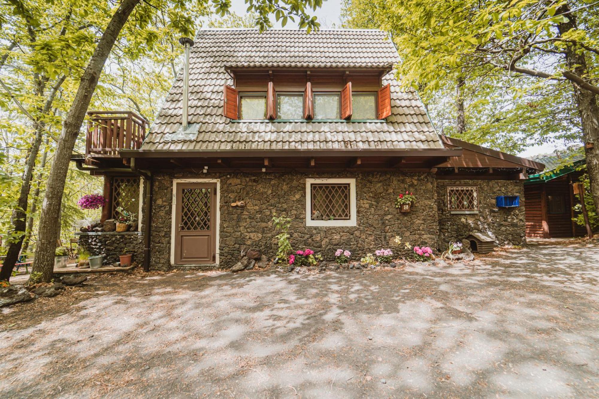 Matilde'S Chalet Etna Nature House Nicolosi Εξωτερικό φωτογραφία